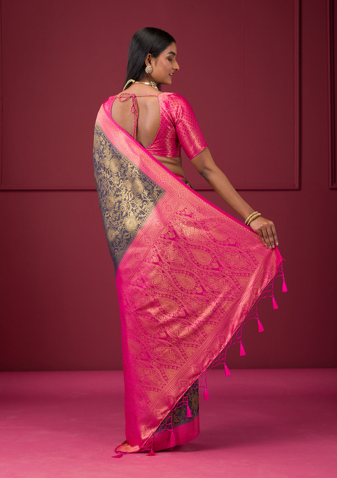 Navy Blue Zariwork Soft Silk Saree - Image 7